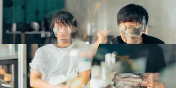 奈何桥上的鲜花出自哪首歌？