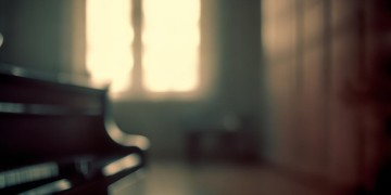 为什么听伤感歌就会想他？