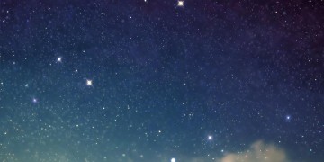 我看见星星在闪烁到底是哪首歌？