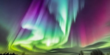 我喜欢极光一路相伴出自哪首歌?