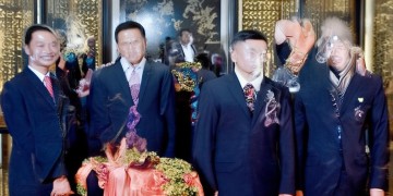 张学友为何能被尊称为歌神？